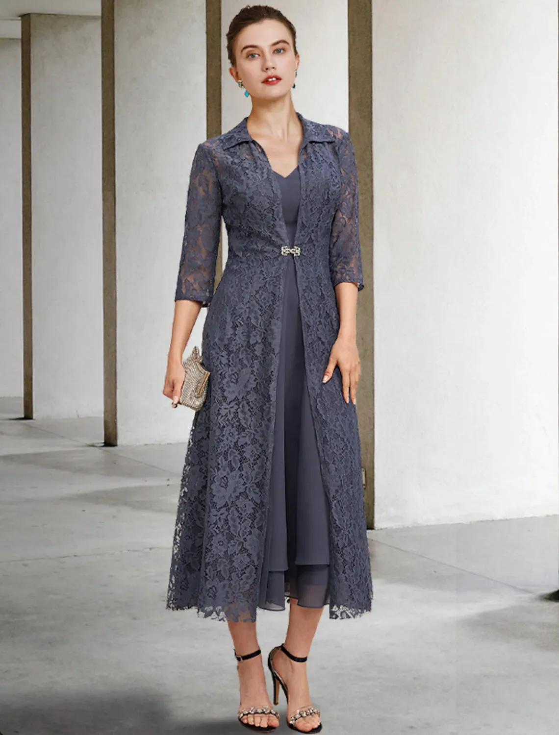 A-Line Mother of the Bride Dress Elegant V Neck Tea Length Chiffon Lace Sleeveless Jacket Dresses with Tier Solid Color