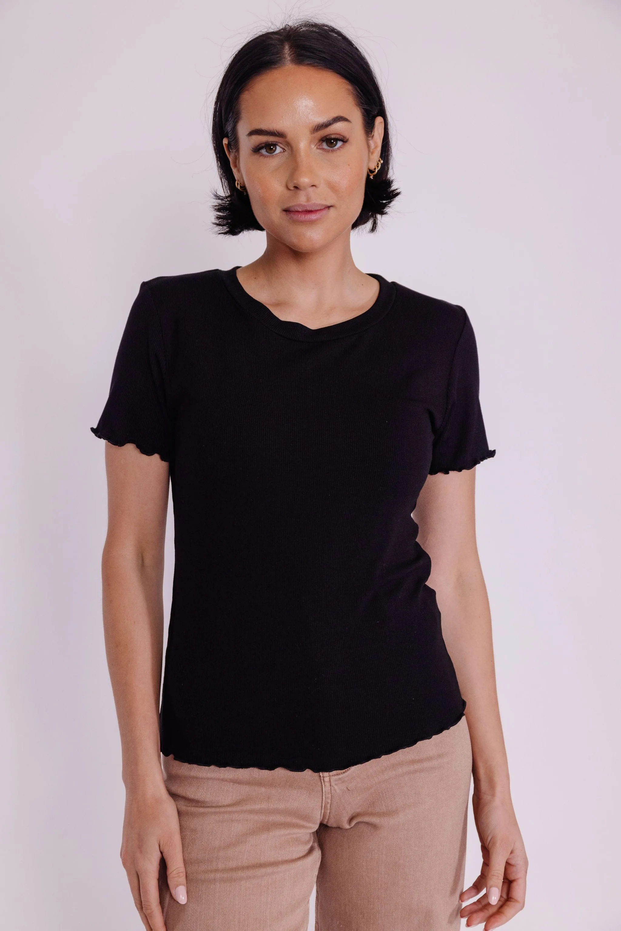 Beatrix Tee in Black