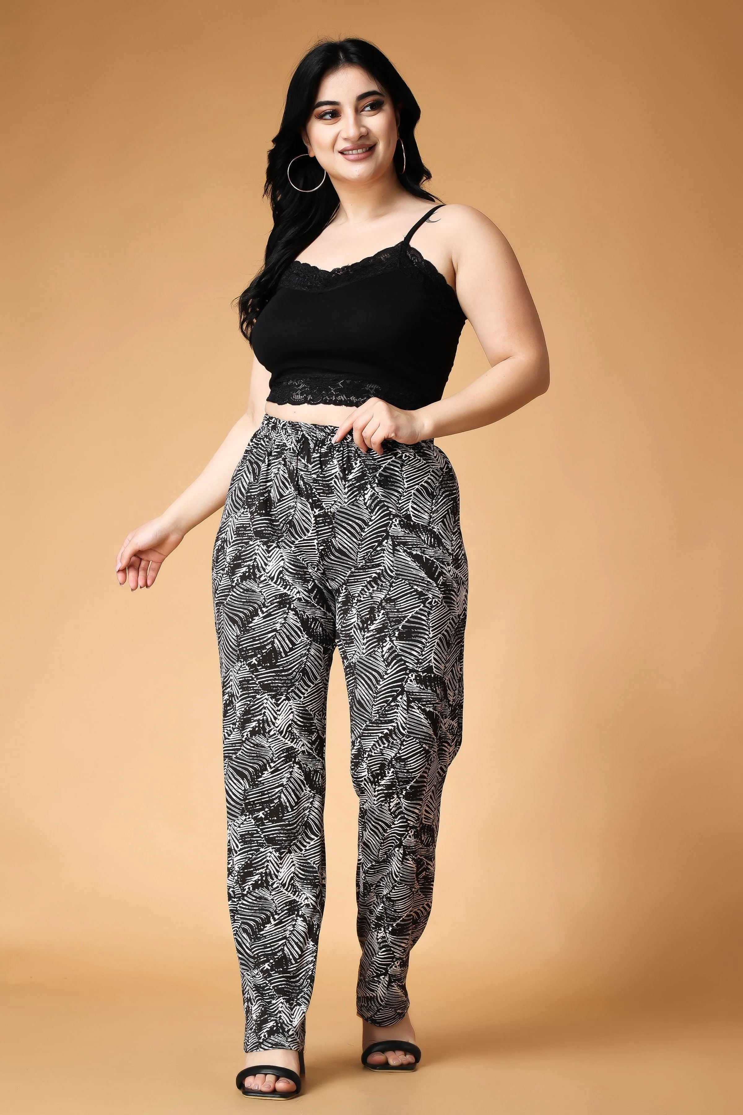 Black & White Leaves Printed Pants