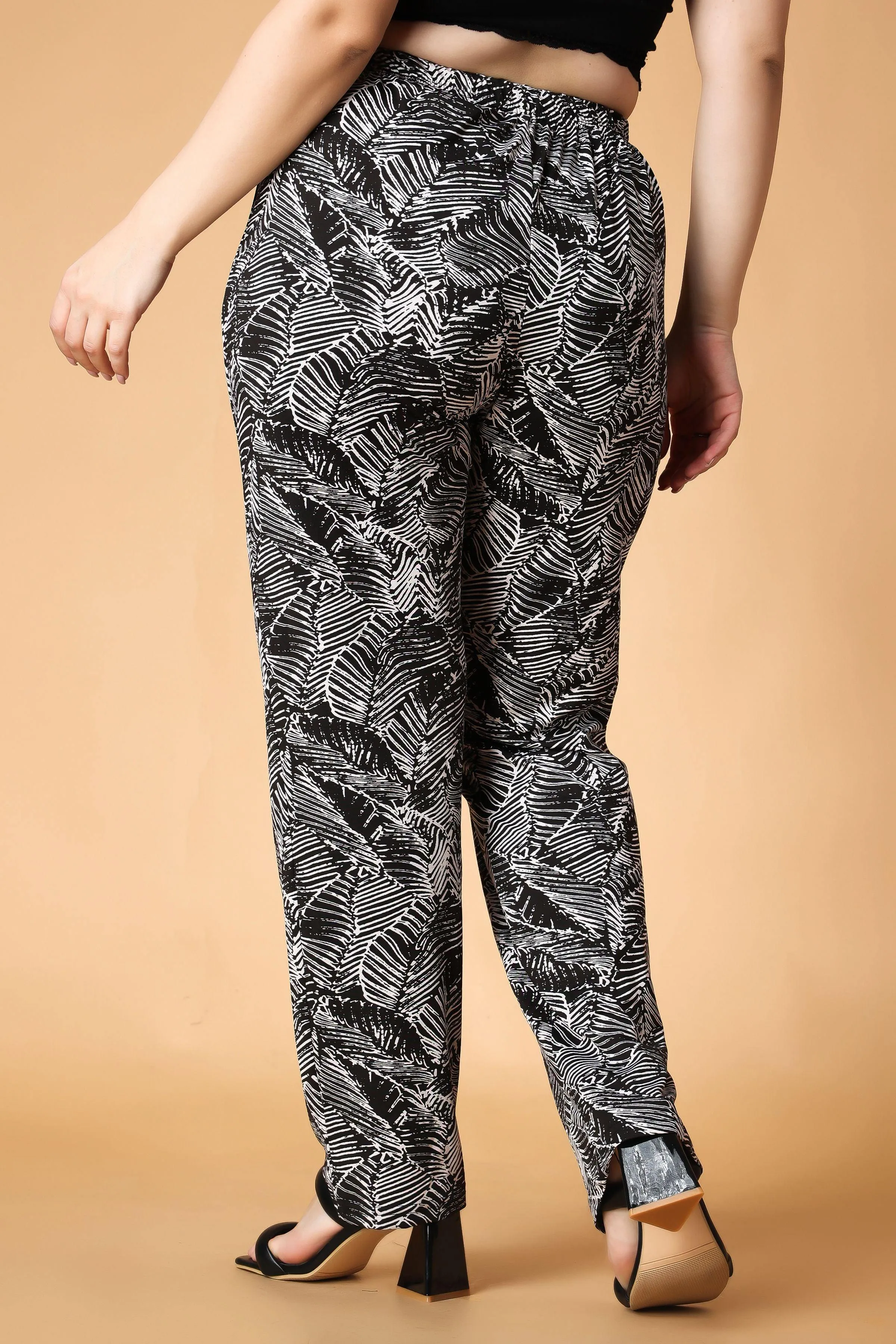 Black & White Leaves Printed Pants