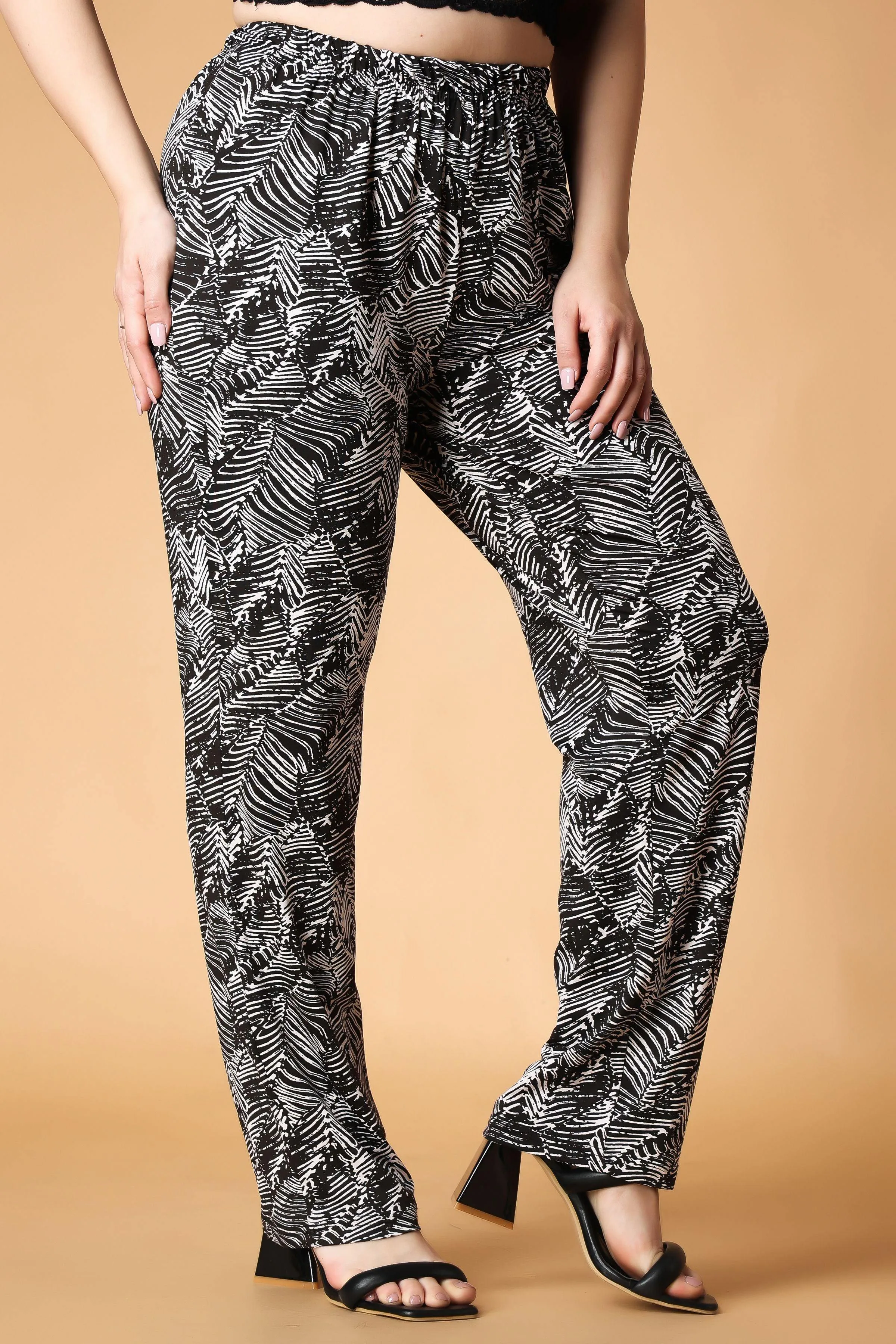 Black & White Leaves Printed Pants