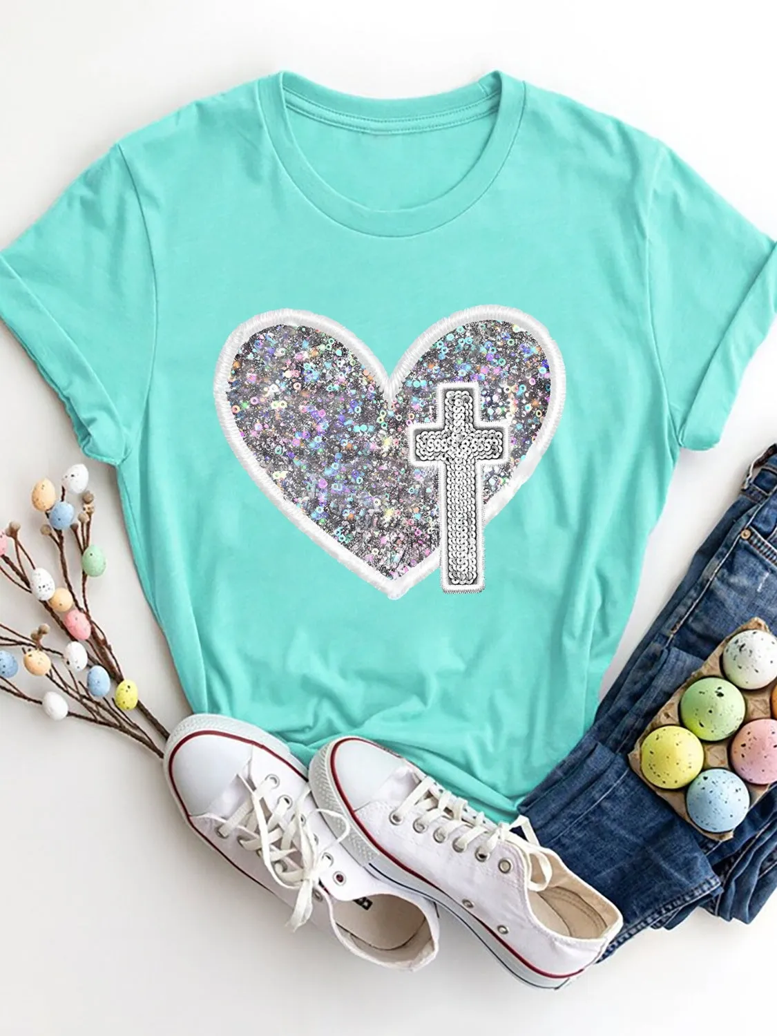 Graphic Heart Round Neck Short Sleeve T-Shirt