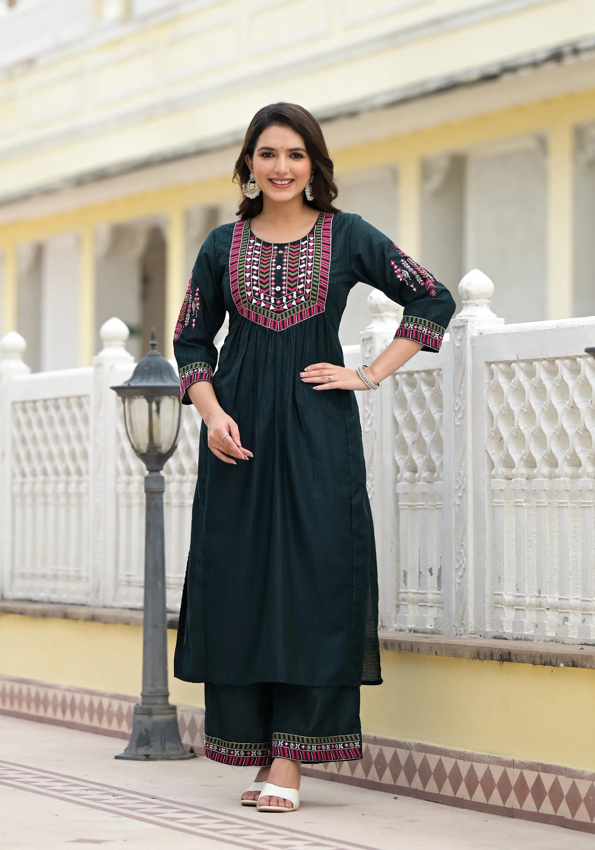 Green Solid Nylon Kurta Pant With Dupatta Set With Thread & Mirror Work