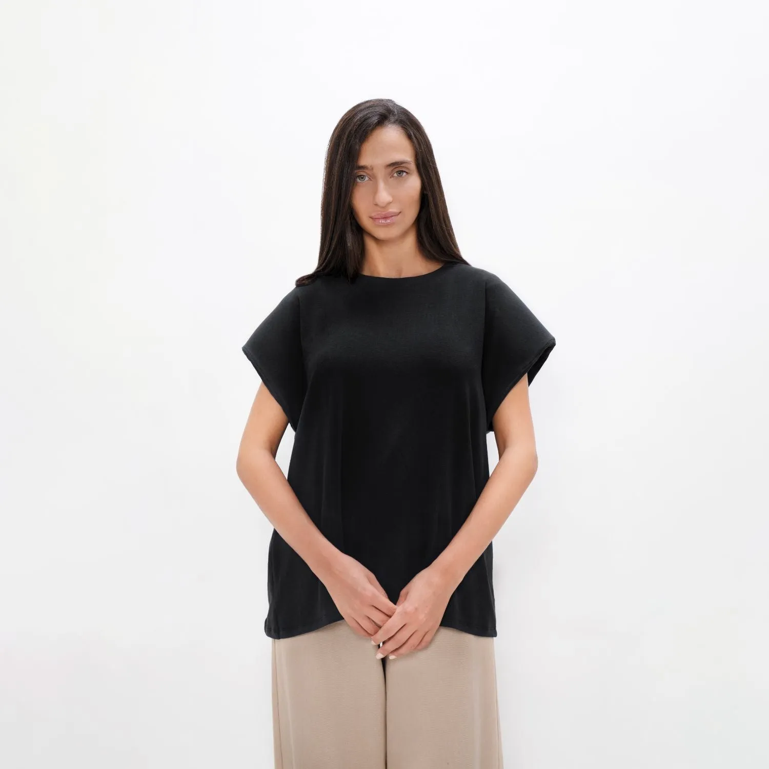 Muscat Bold Shoulder Tee